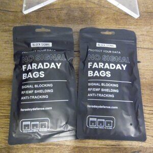 Faraday Bag Small size approx. 3.5"X6" Keep your items secure and privat…